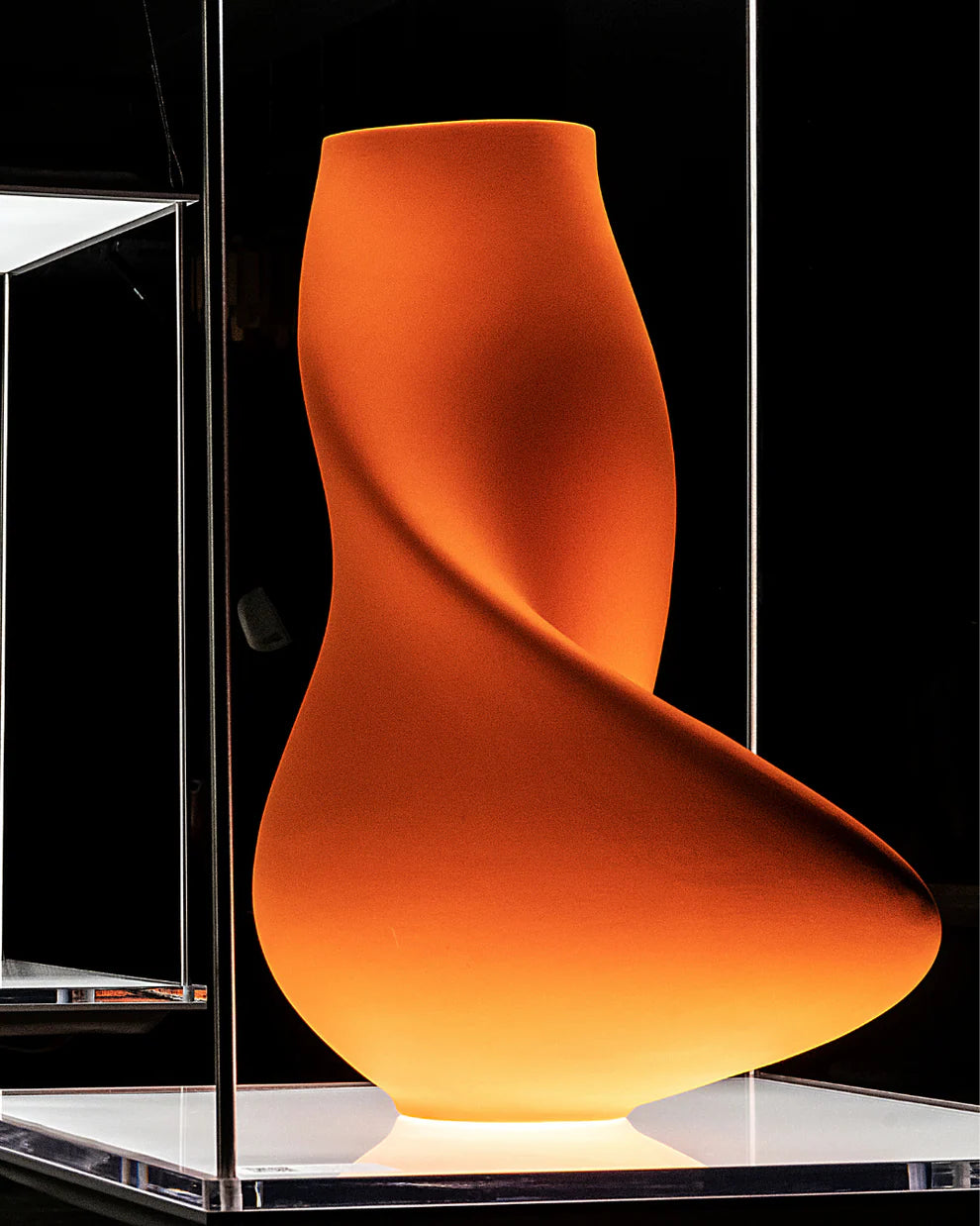 ELAN - Vase Design & Artisanal